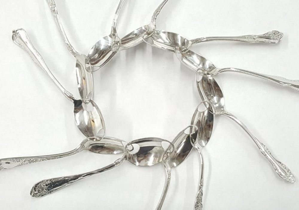  Orfèvrerie : Art de la table et petites cuillères