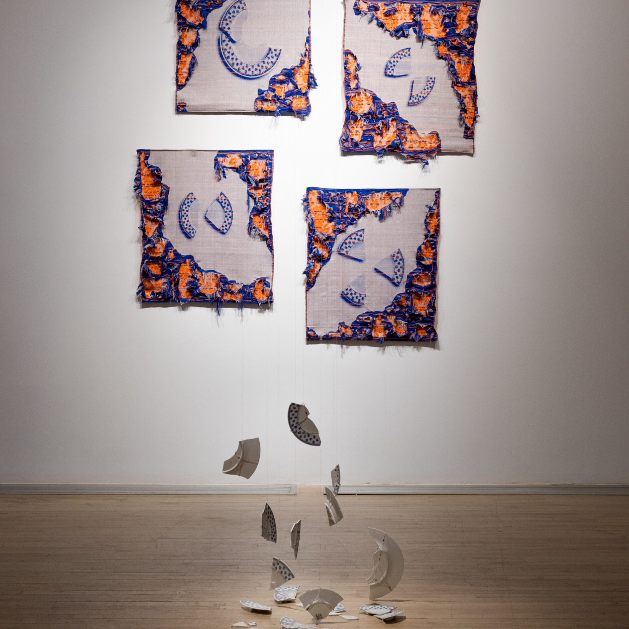 Photo de l'oeuvre Agathe Dessaux, 300 rue de l'Égalité, tissage et vaisselle